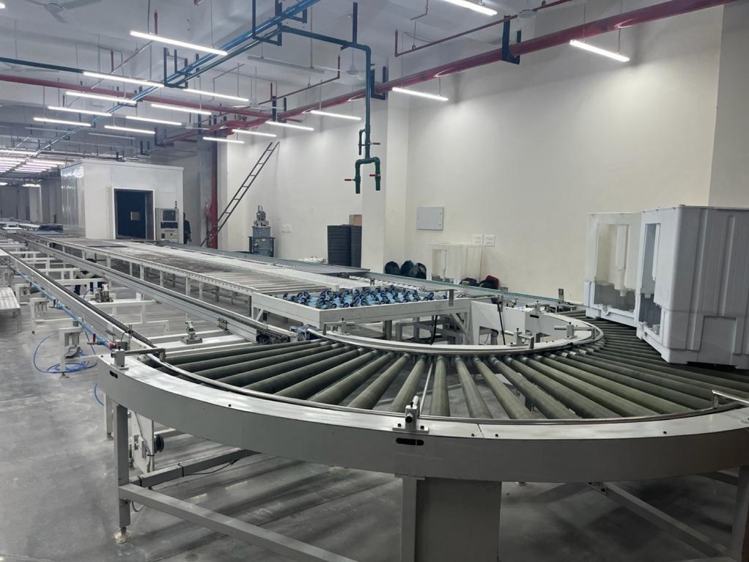 Washing machine / appliance assembly conveyor line